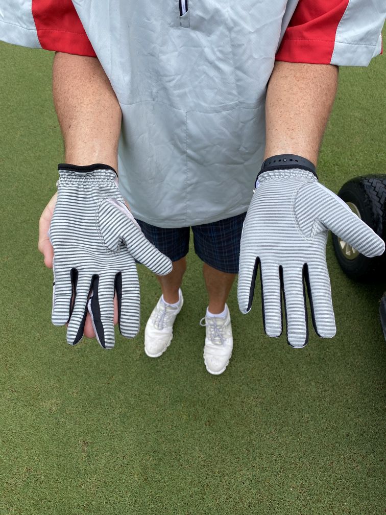 CLAW Golf Glove by CaddyDaddy - Golf Aficionado